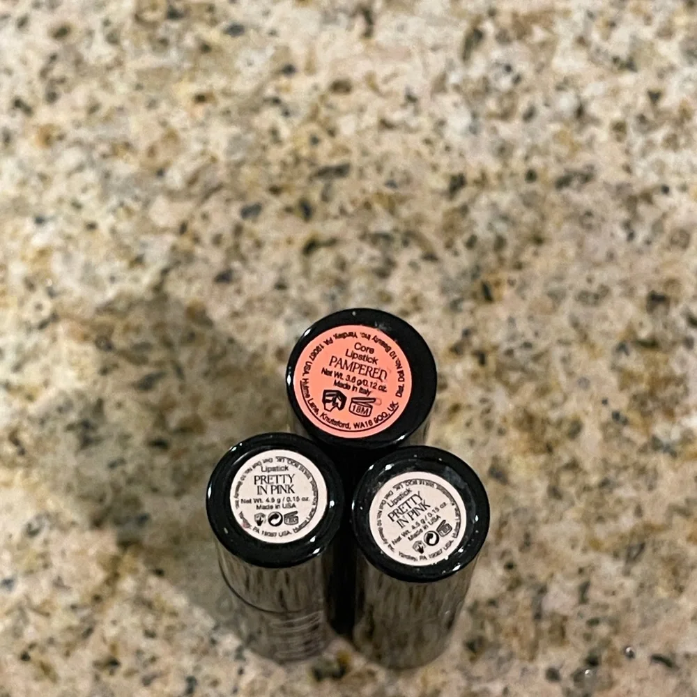 Doll 10 Pampered Core Lipstick & Pretty in Pink Lipstick Bundle Lot of 3